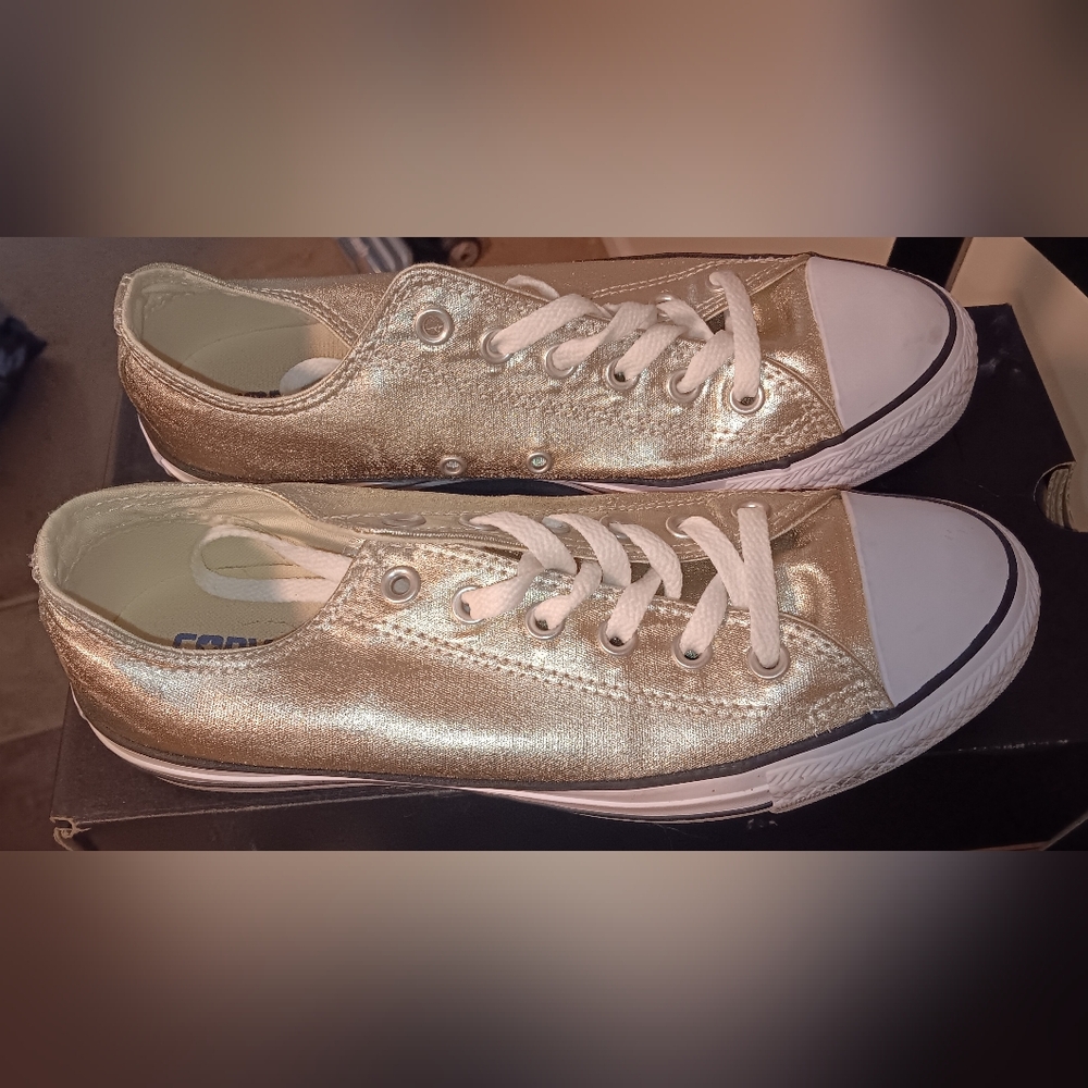Gold size 9 womens Converse.